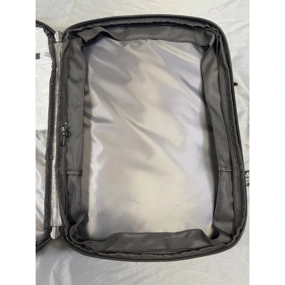 ReeYee Expandable 25L-40L Travel Backpack Black Laptop Bag Business Commute